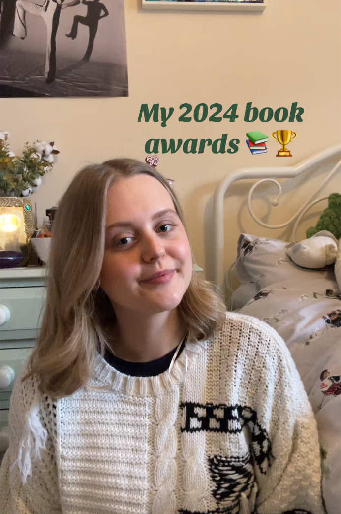 My 2024 book awards!! 📚🏆 would love to see other peoples choices for their own book awards!  Also that tag on my jumper poking out is really annoying me 🙃  #fyp #viraltiktok #bookrecommendations #currentread #currentlyreading #bookrecs #BookTok #book #reading #tbr #booktoker #bookgirlies #bookbesties #abcxyz #teamworkmakesthedreamwork #bloodofhercules #metalslinger #invisiblelifeofaddielarue #belladonna 