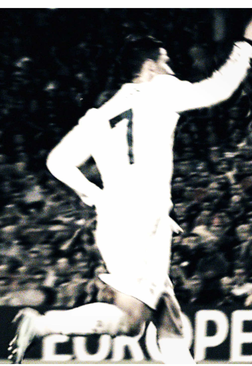 first ronaldo aesthetic edit 🙏🙏 // PRESETS IN BIO! // #crxftbl #fyp #foryoupage #viral #blowthisup #edit #aftereffects #ae #footballtiktok #footballedit #football #Soccer #cr7 #cristianoronaldo #ronaldo #cristiano #7 #realmadrid #portugal #goat #greatestofalltime #aesthetic #aestheticedit #hard #playboicarti #carti #fieldtrip 