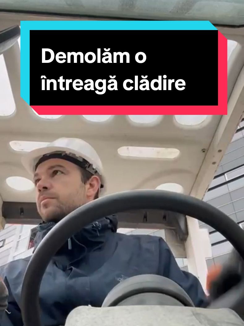 🤩 Demolăm o întreagă clădire și vă punem la dispoziție câteva produse foarte interesante! 🫣 Rămâi până la final pentru a afla despre ce este vorba  . . . #circularhub #circulareconomy #circularmovement #mystorage #flooringsolutions #horeca #business 