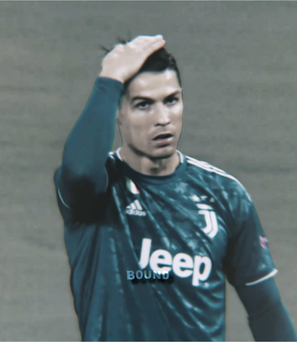 Atractiva| #cristianoronaldo #cristiano #foryoupage #fypシ゚viral #futbol #aftereffect #b0undae 