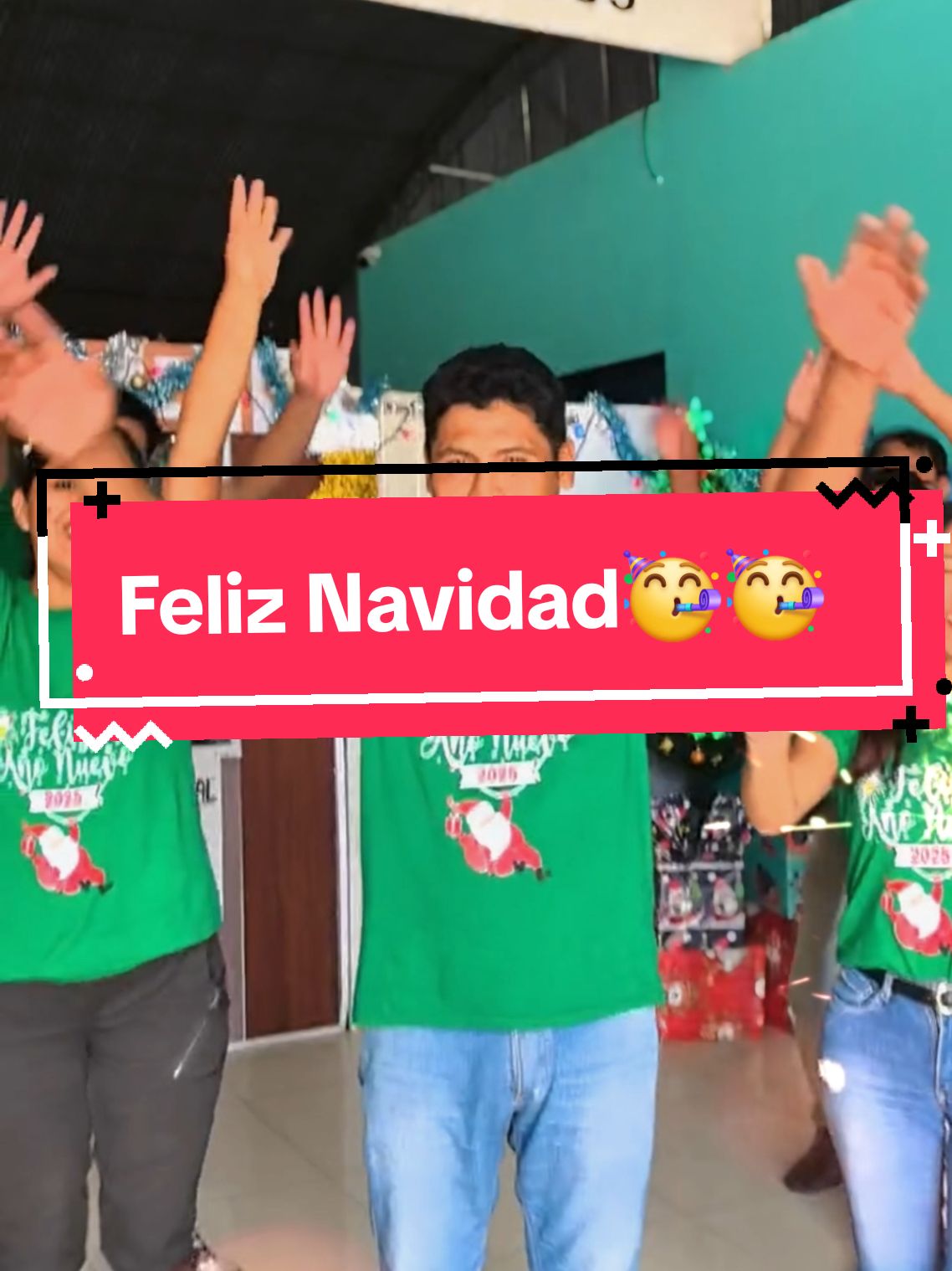 Desde Fabrica Duramax le Deseamos 🌟 Feliz Navidad 🥳🥳🥳 #pvc #fabricaduramax #DecoraciónDuramax #CieloFalsoPVC #Feliznavidad #Feliznavidad