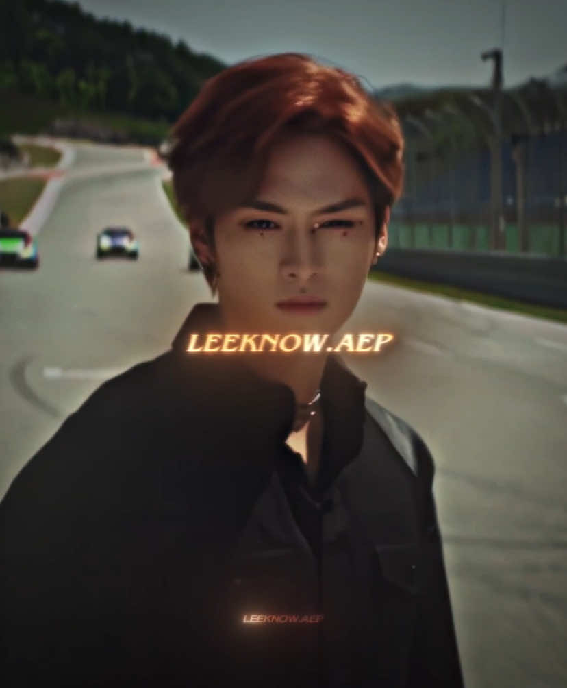 #leeknow now thats my more my style.. i need more skz x cars edits IMMEDIATELY!!!!  - - ac: me cc: mine / sunshine - - #leeknowaep #atzffects #straykids #fyp #aftereffects #needthat 