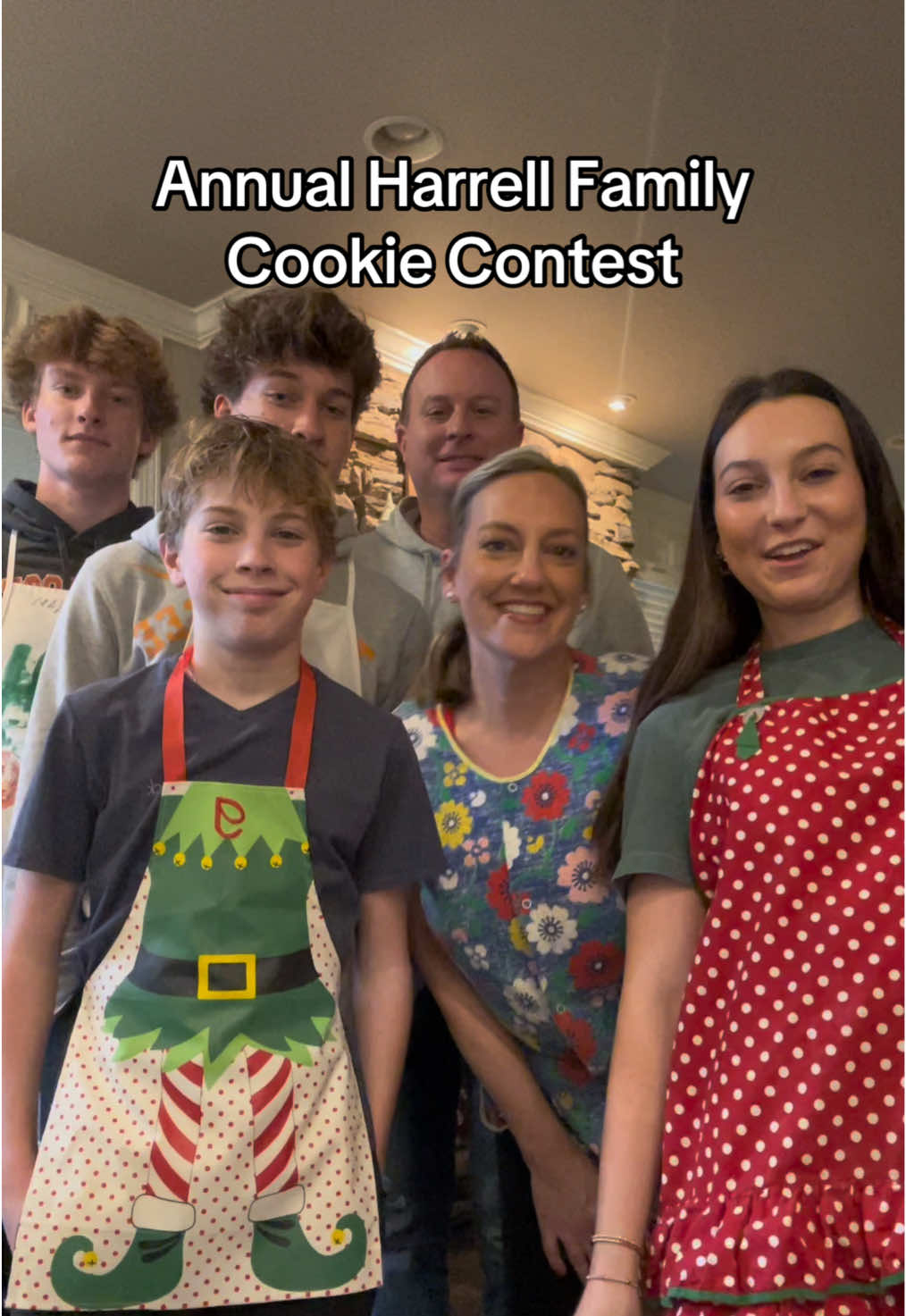 Annual Christmas Cookie Contest!! 🍪👩‍🍳🎄 Vote for who you think should win in the comments!! ⬇️⬇️ #christmas #cookie #christmascookies #family #familytiktok #matchingpjs