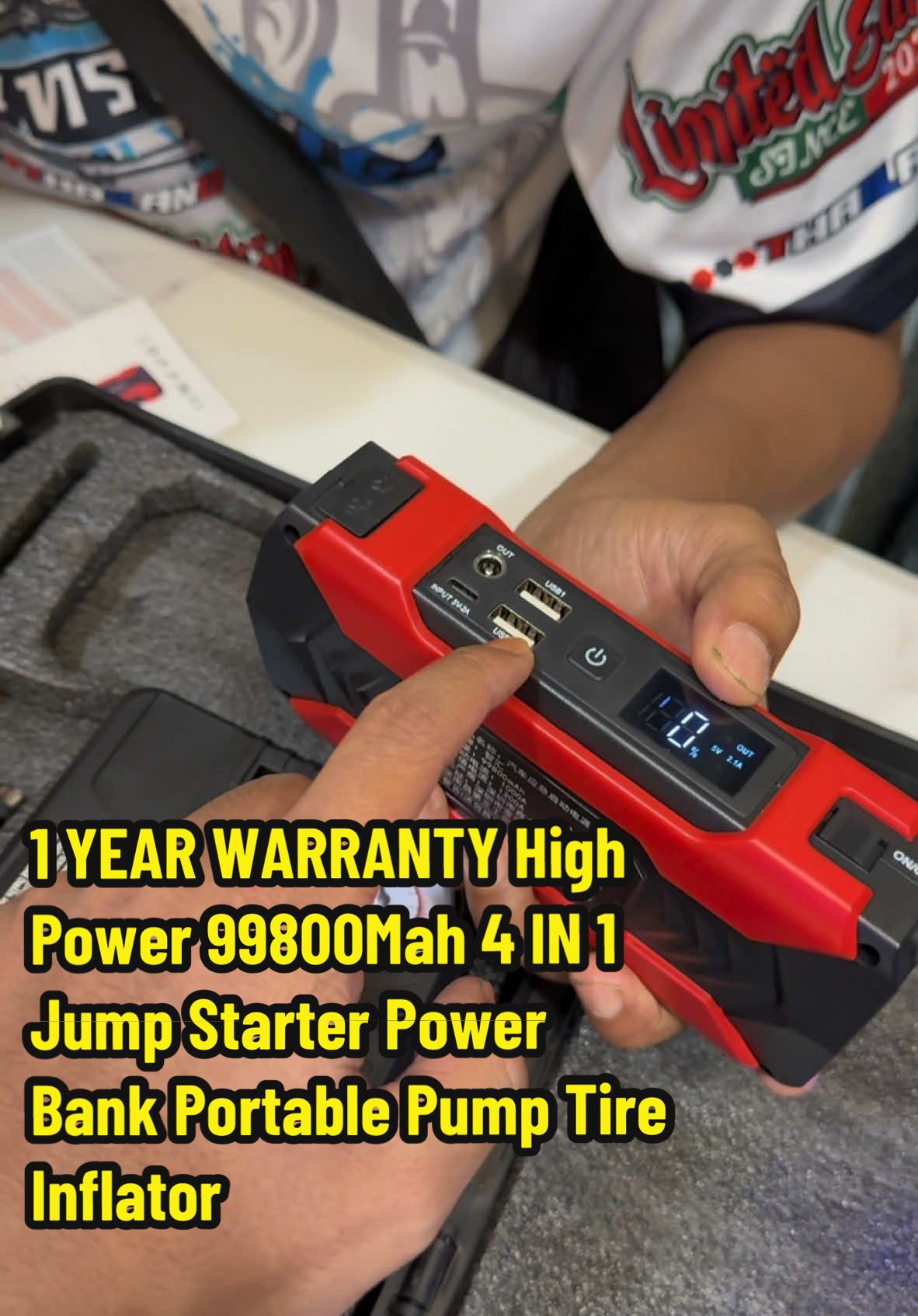 1 YEAR WARRANTY High Power 99800Mah 4 IN 1 Jump Starter Power Bank Portable Pump Tire Inflator Portable Rechargeable Car Start Jumper Kereta Battery pamtayar portable#starter #powerbank #pumptyre #fypシ゚viral #CapCut 