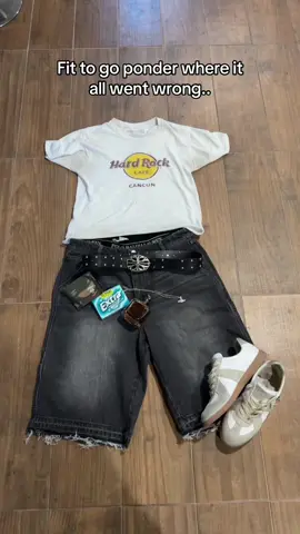 #fyp #fashion #outfit #viralvideo @ØhneCause 