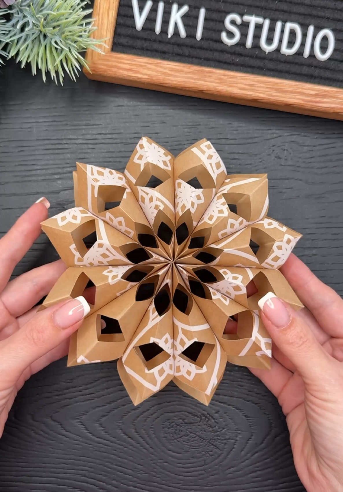 WoW! ❄️ Easy Christmas Craft Ideas! #christmas #christmasdecor #christmasdecorations #christmastiktok #christmas2024 #craftideas #christmasideas #fyp #usa #viral #foryou 