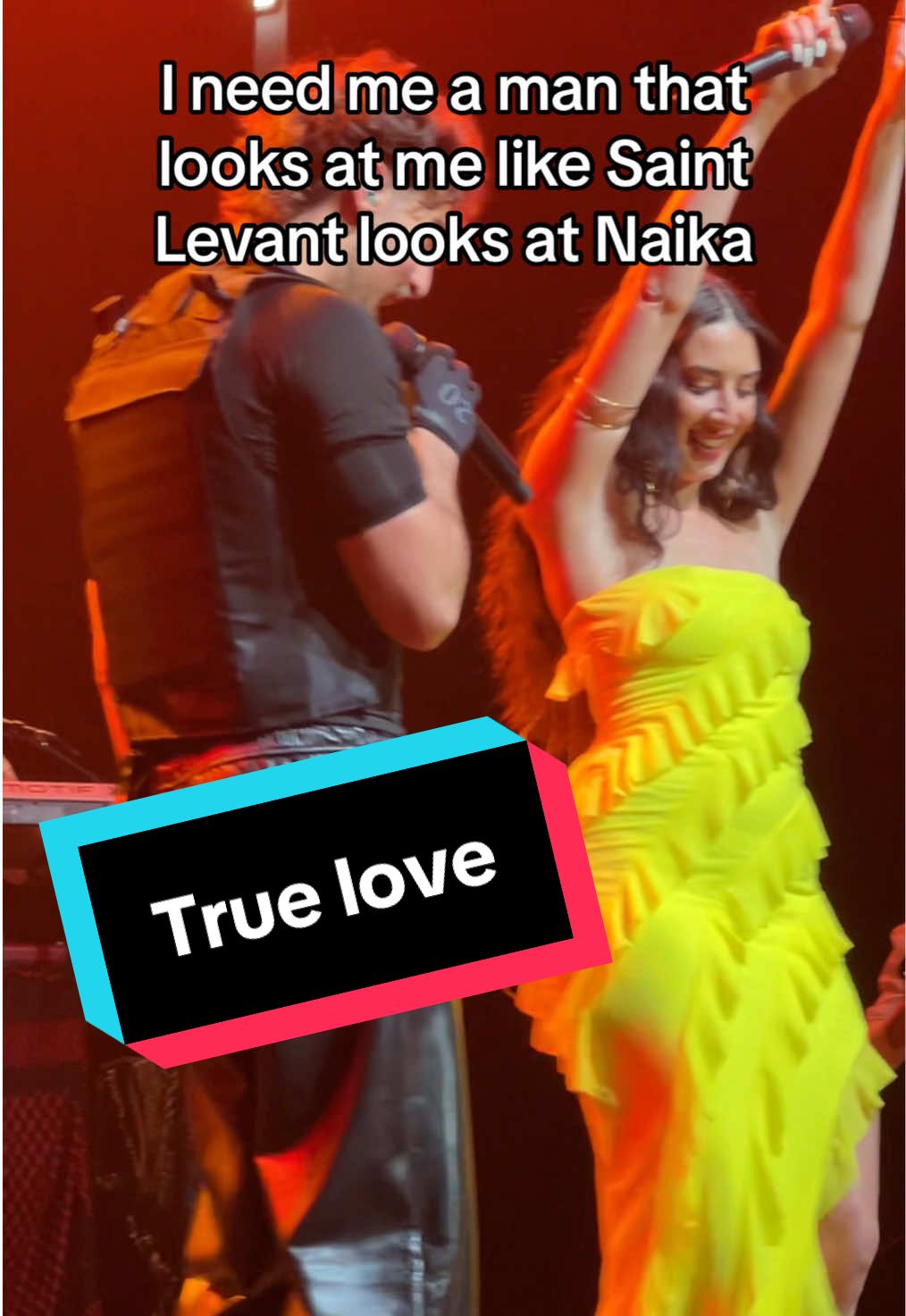 Some girls were so salty in the audience #saintlevant #naika #arabtok #concerts 