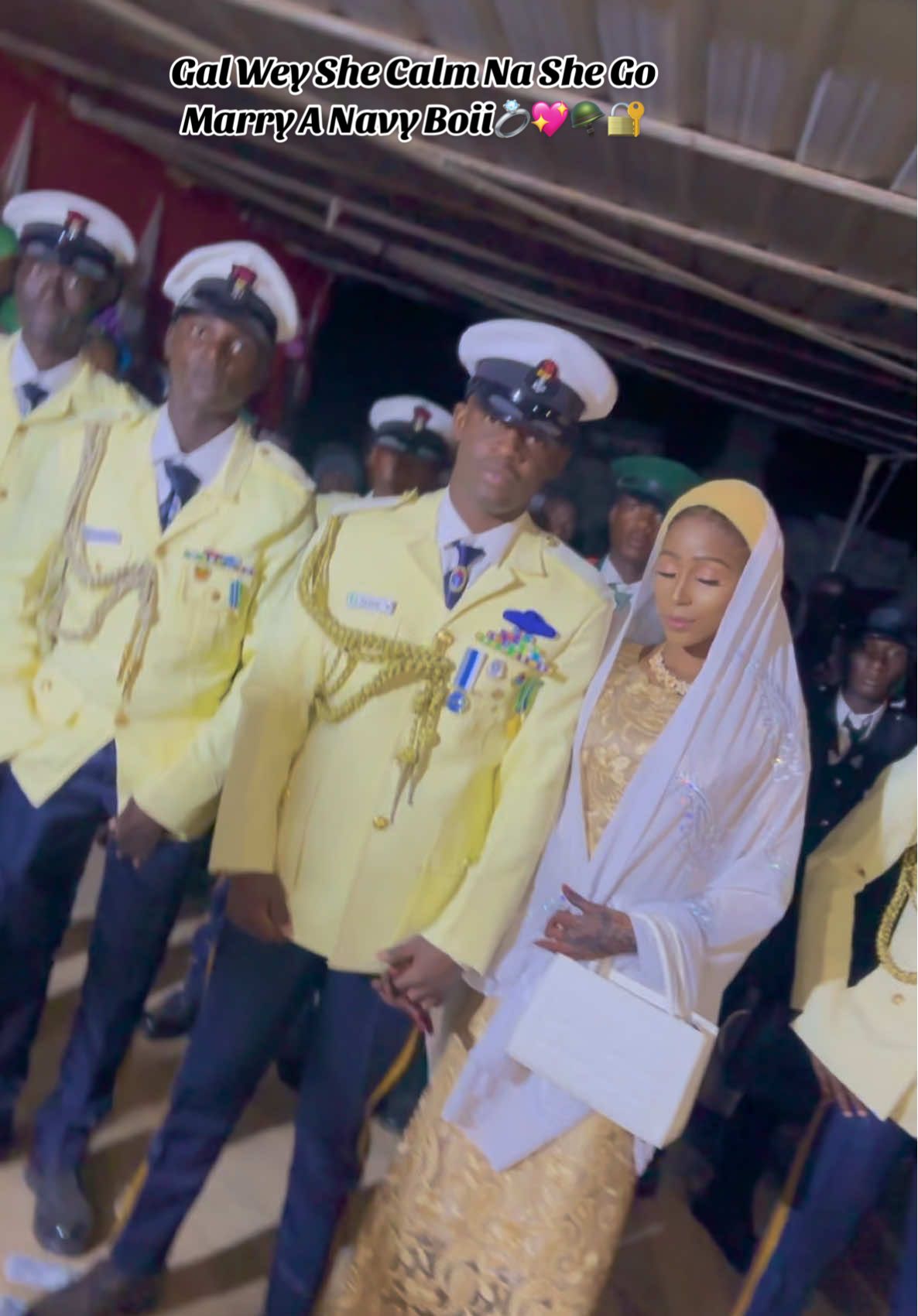 Congrat Once Gee💍💖🔐 gal wey she calm na she go marry a navy boii💍💖🪖🔐 #armylegend #vedioviral #military #arewa__tiktok