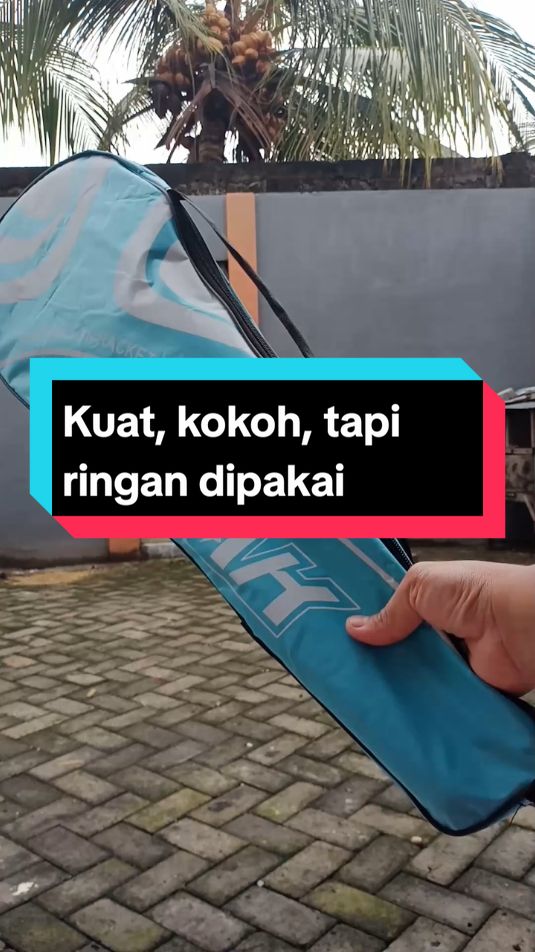 Raket badminton kuat dan kokoh tapi tetap ringan dipakai.  #raketbadminton  #raketbadmintonkuat #CapCut 