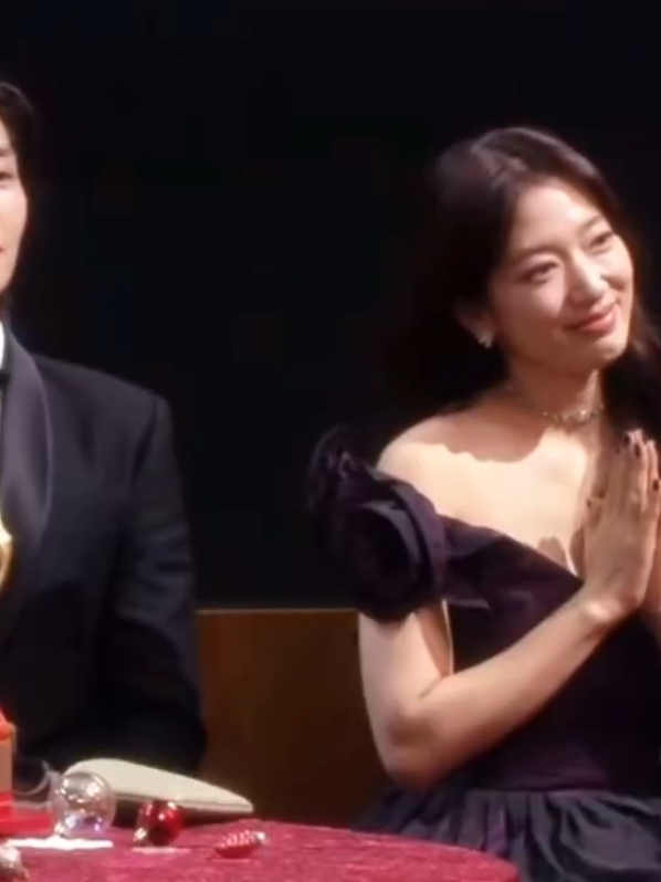 she's best actress and best partner #parkshinhye #thejudgefromhell #kimjaeyoung #sbsdramaawards2024 