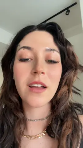 kiss me
