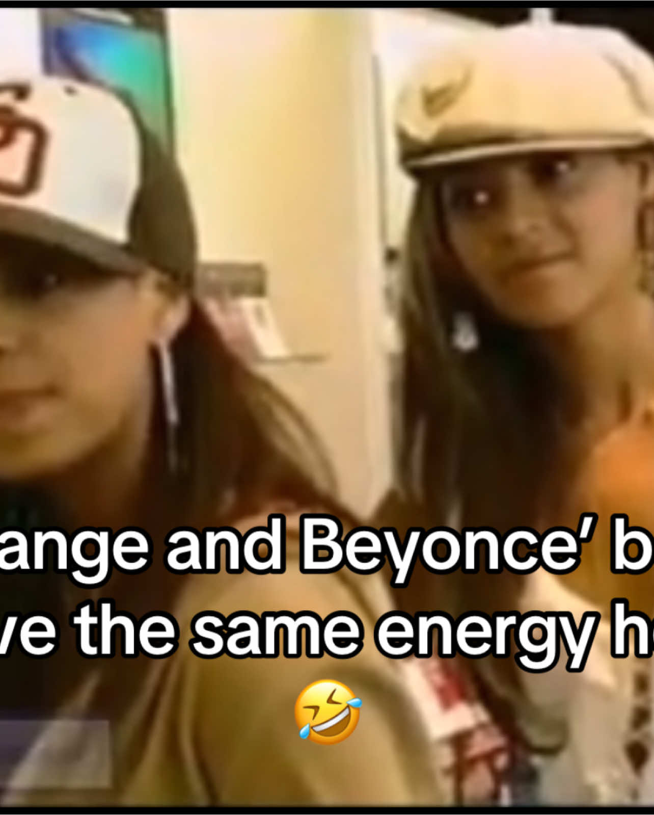 🤣🤣🤣🤣🤣🤣🤣 #fyp #beyonce #queenbey #solangeknowles #funnymoments #sisters 