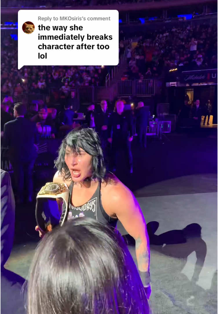 Replying to @MKOsiris here’s a longer clip. #rhearipley #WWE 