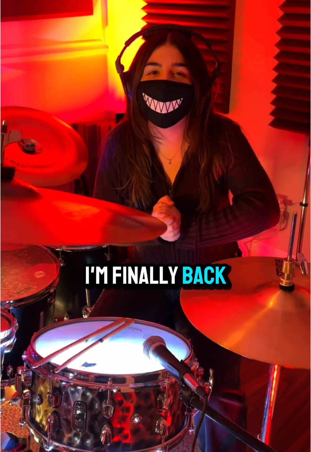 How to play @The Offspring Come out and Play on drums! #theoffspring #howto #LearnOnTikTok #drumcover #femaledrummer #drummergirl #fyp @Drumeo 