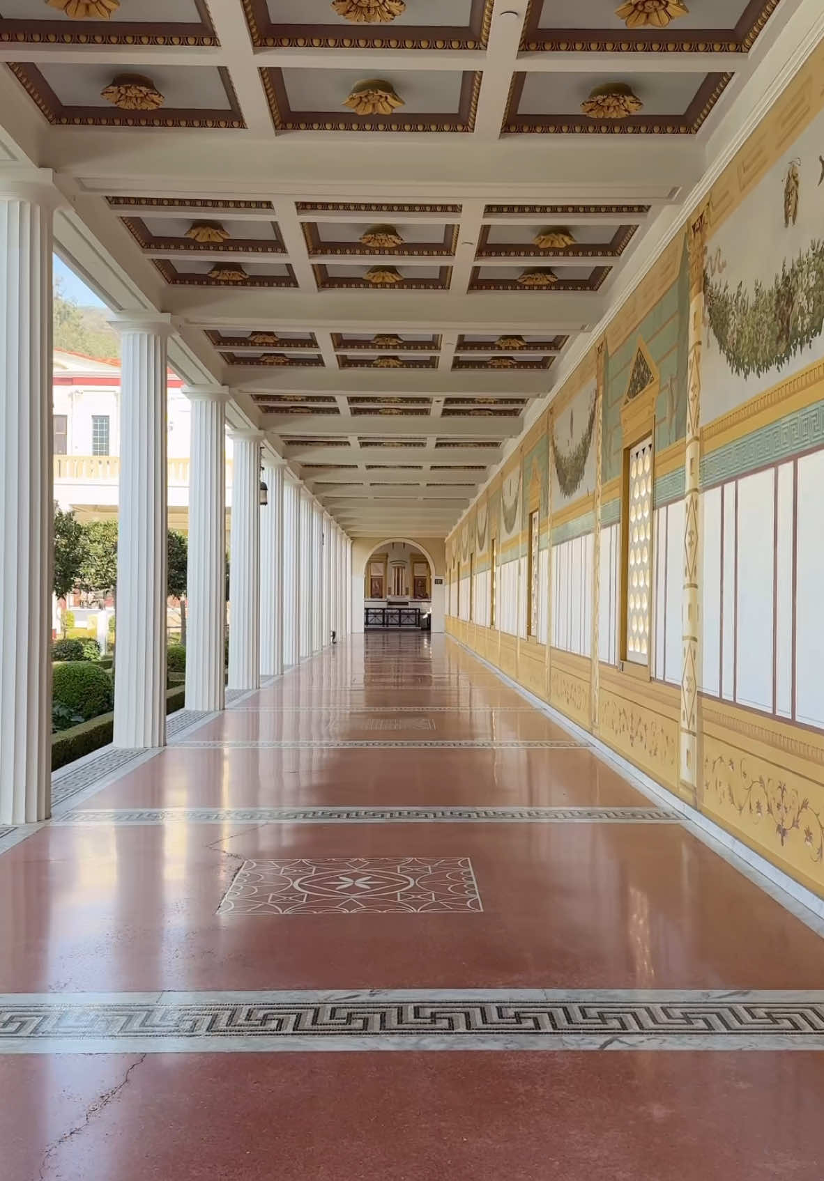 Back to one of my favorite local planty places - the Getty Villa. This place is a recreation of a Roman villa buried by the eruption of Mount Vesuvius in AD 79. It features tons of art within its walls, tranquil gardens, and gorgeous views. Admission is free, just pay for parking! #thegettyvilla #plantyplaces #cubehousejungle #gardens #villa #getty #roman #pacificpalisades #losangeles #socal #architecture 