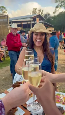 Had a blast at Swank Specialty Produce’s Farmers Market Hoe Down! 🪕✨ Holiday shopping, delicious food, line dancing, live music & supporting Connections of Palm Beach County—such a perfect Sunday! The food and wine were endless and delicious—just like the laughter & fun! I had such an amazing time and can’t recommend these events enough! More info 👇 https://www.swankspecialtyproduce.com/dinners/
