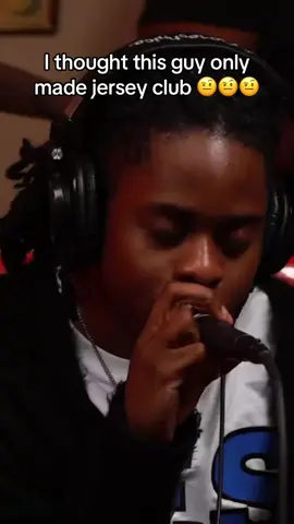 im so confused man #wolfacejoeyy #newmusic #rnb #liveperformance #fypシ #fyp #viral #foryou 