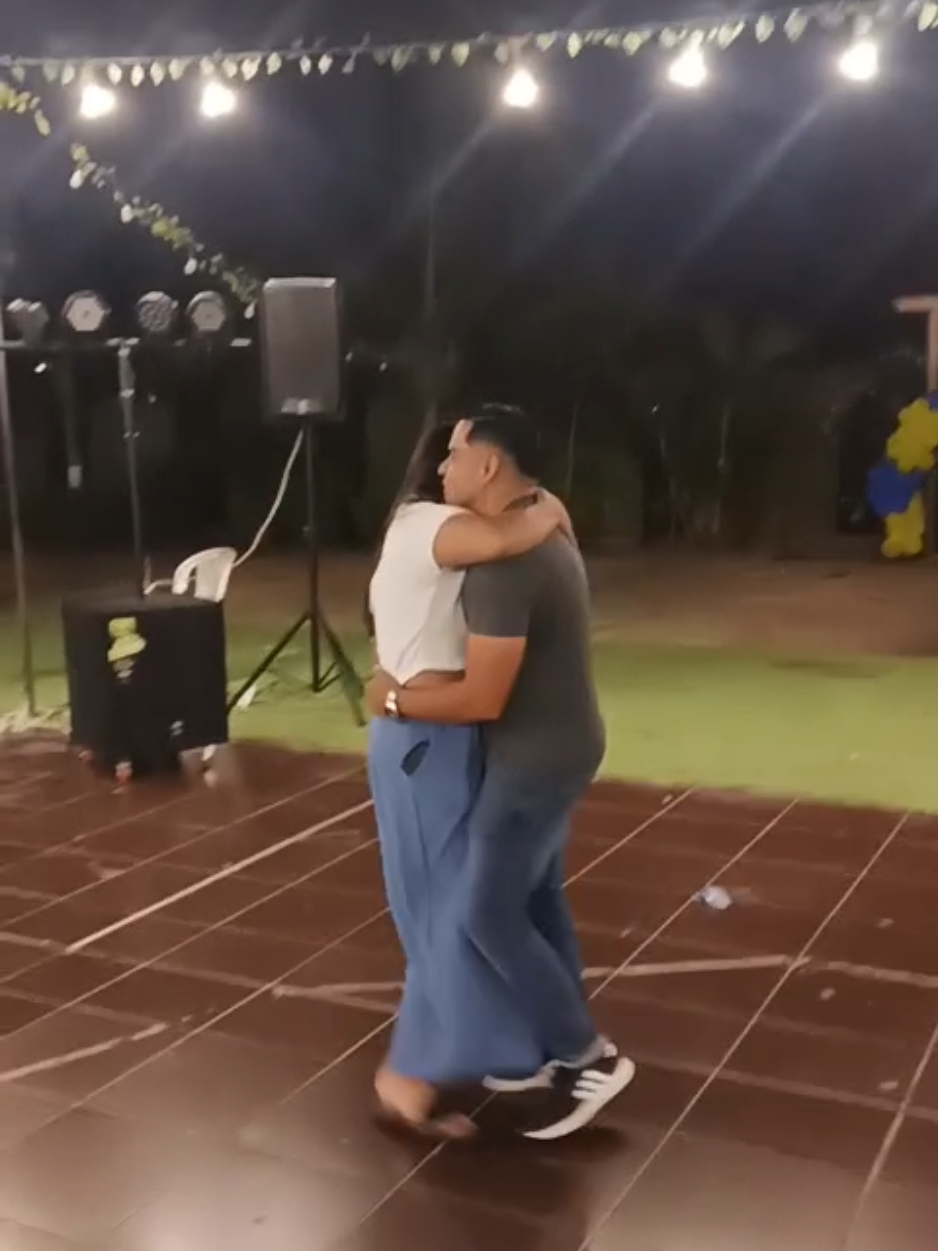 Baila feo pero baila ! 