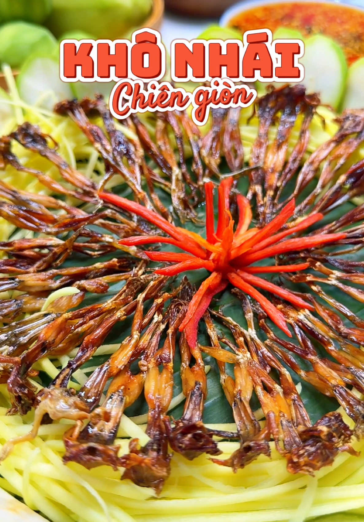 Khô nhái còn gọi vui là vũ nữ chân dài, chiên giòn ăn dính lắm 😂  #khonhaichiengion #kieunuchandai #nauan #ancungtiktok #monngonmoingay #nauancungtiktok #xuhuong2025 #tuyencancook #viralvideo