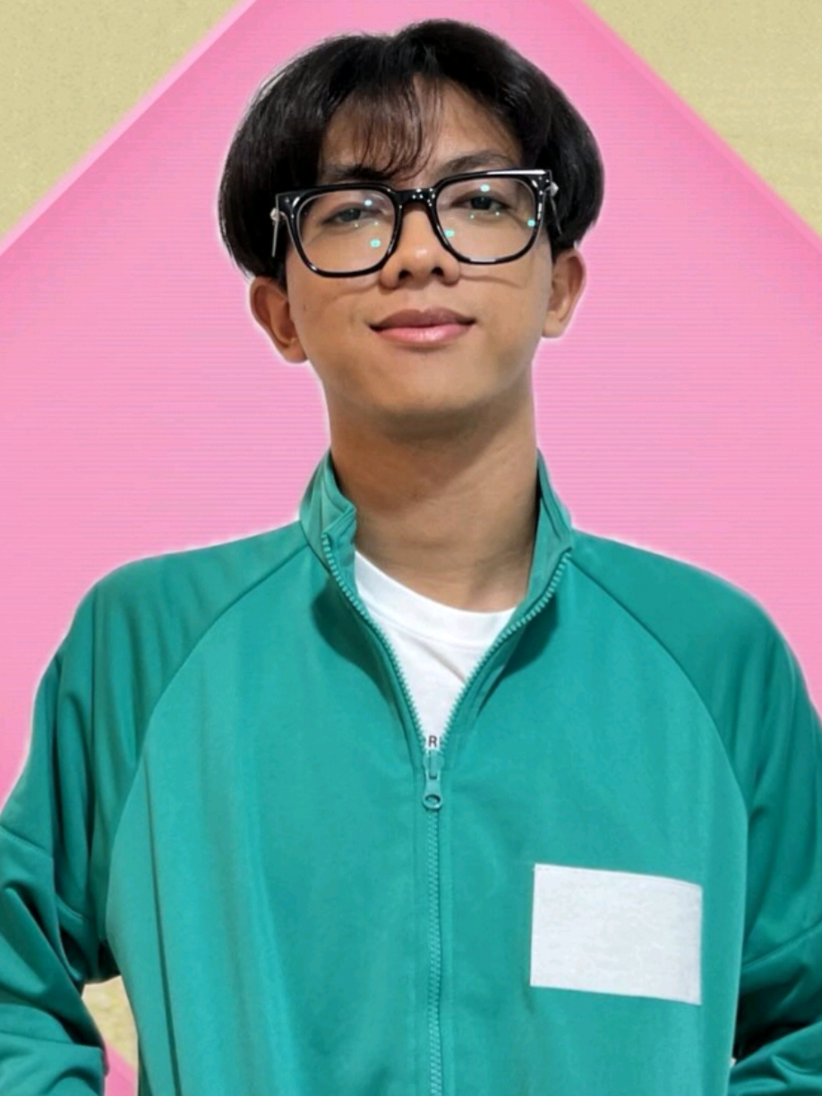 akkk bubub ganteng bgtt😍😆, btw itu foto pertama bubub mau pose dua jari yahh🥰@sptrakori_  #sptrakori_ #sukakori #saputrakori #squidgame2edit #KoriZen #fyp #lewatberanda #capcut 