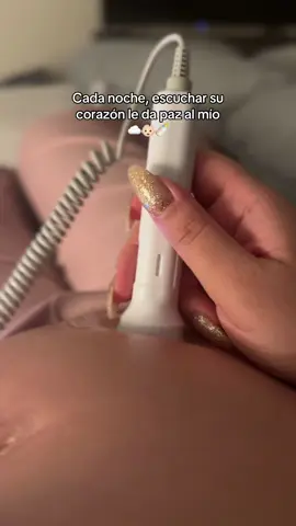 Mi bebé 🥹 #pregnant #embarazada #bebeencamino #doppler #babydoppler #pregnantlife #pregnanttiktok #pregnantbelly #pregnancy #pregnancyjourney  @www.BabyDoppler.com 
