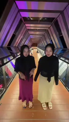 Asikin boy sampe ending 😫🫵🏻😭 #fypシ゚viral #lewatberanda #banjargril #fyp #banjarbaru #trend #jpo #jembatan 