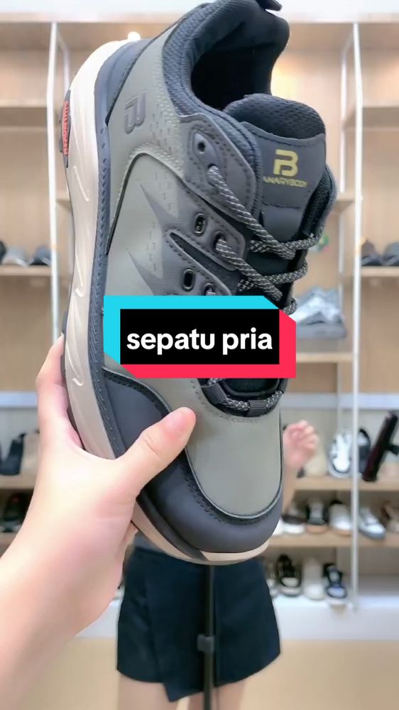 sepatu 🔥💘#fypppppppppppppppppppppp #sepatumurah #fyp #panarybodyshoes 