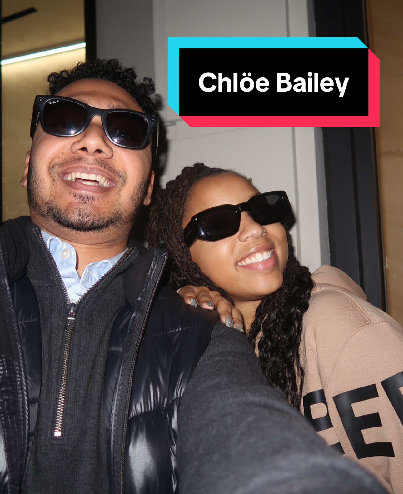 Nice meeting you! I’d love to set up a day to go shoot some pictures together 🤎@Chlöe Bailey #iampeterfouad #peterfouad #chloebailey #streetphotography #beverlyhills #streetinterview 