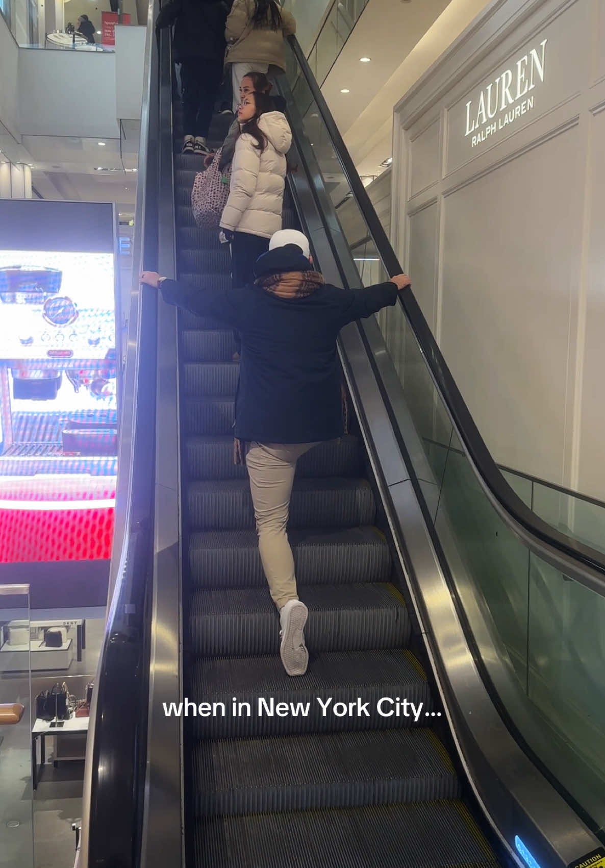 name that movie ❄️🏙️🎅🏼 #newyork #newyorkcity #holiday #traveltiktok #vacation #jokes #funny #husband #elf #elfthemovie #macys #gimbal