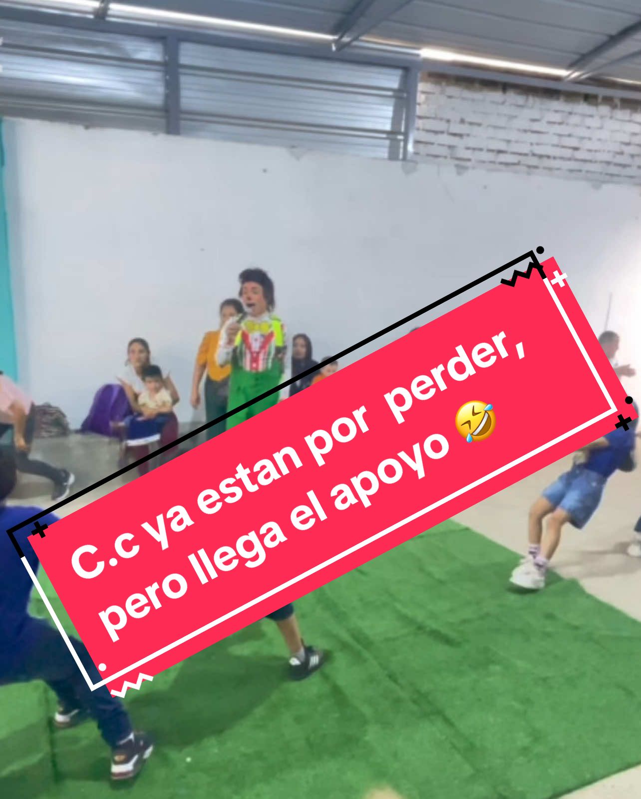 C.c el apoyo llega y nadie lo para 🤣#losmorochines #paratiiiiiiiiiiiiiiiiiiiiiiiiiiiiiii #fyp #viralvideos #compartirnavideño