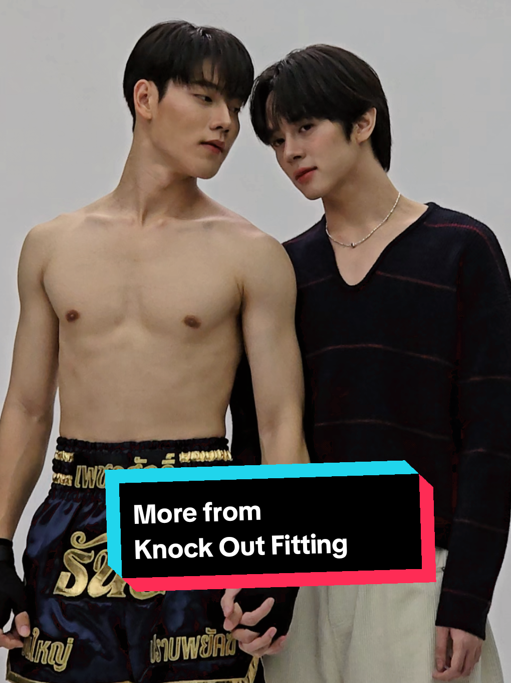 It's the way they look at each other. . More glimpse of Knock Out! I can't wait to share more stuff! . #FittingKnockOut #KnockOutTheSeries #หมัดน็อกล็อกหัวใจ #GunnerNatsakan #NiceBoripat #GunnerNice #WeTVOriginal #DeeHupHouse  @Fullmoon.nice🌙 @กันเน้ออออออ 