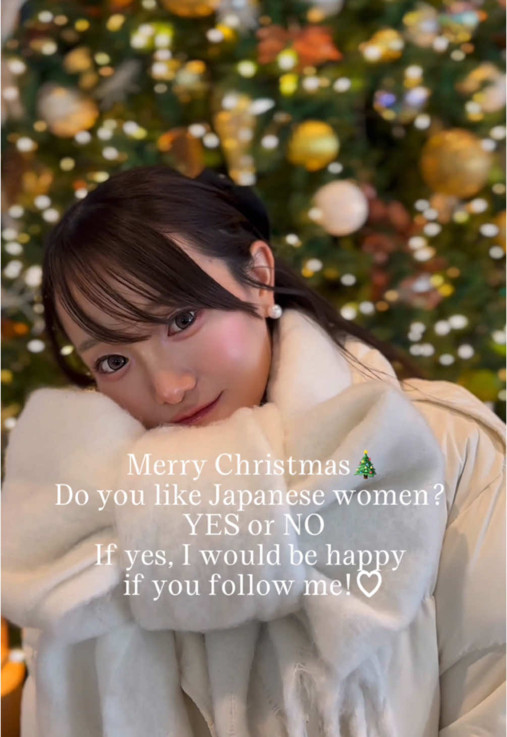 Merry Christmas🎅🎄 たまたま見つけたツリーが可愛かった♡ #merrychristmas #リボンマフラー #クリスマスツリー #Qoo10 #Qoo10アンバサダー @Qoo10公式 