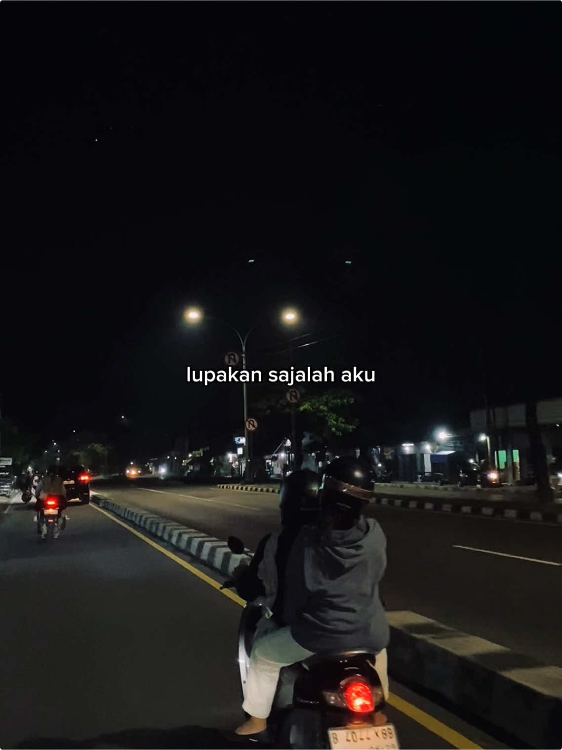 “lupakan sajalah aku” - - - #bersamabintang #drive #liriklagu #fyp 