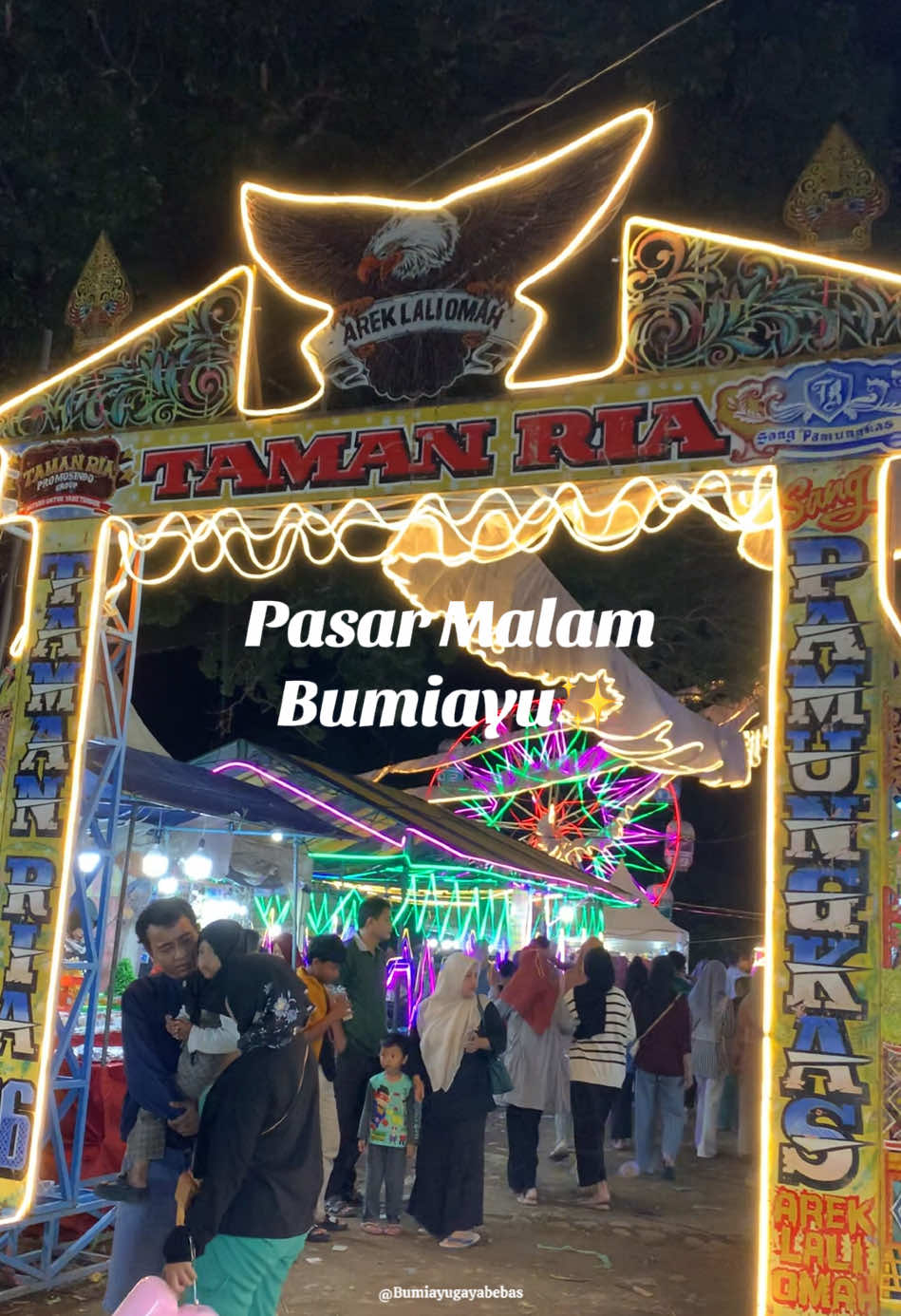 Pasar Malam di RTH Bumiayu✨ #bumiayu #bumiayu_tiktok__ #bumiayustory #bumiayuhits #bumiayu_tiktok #fyppppppppppppppppppppppp 