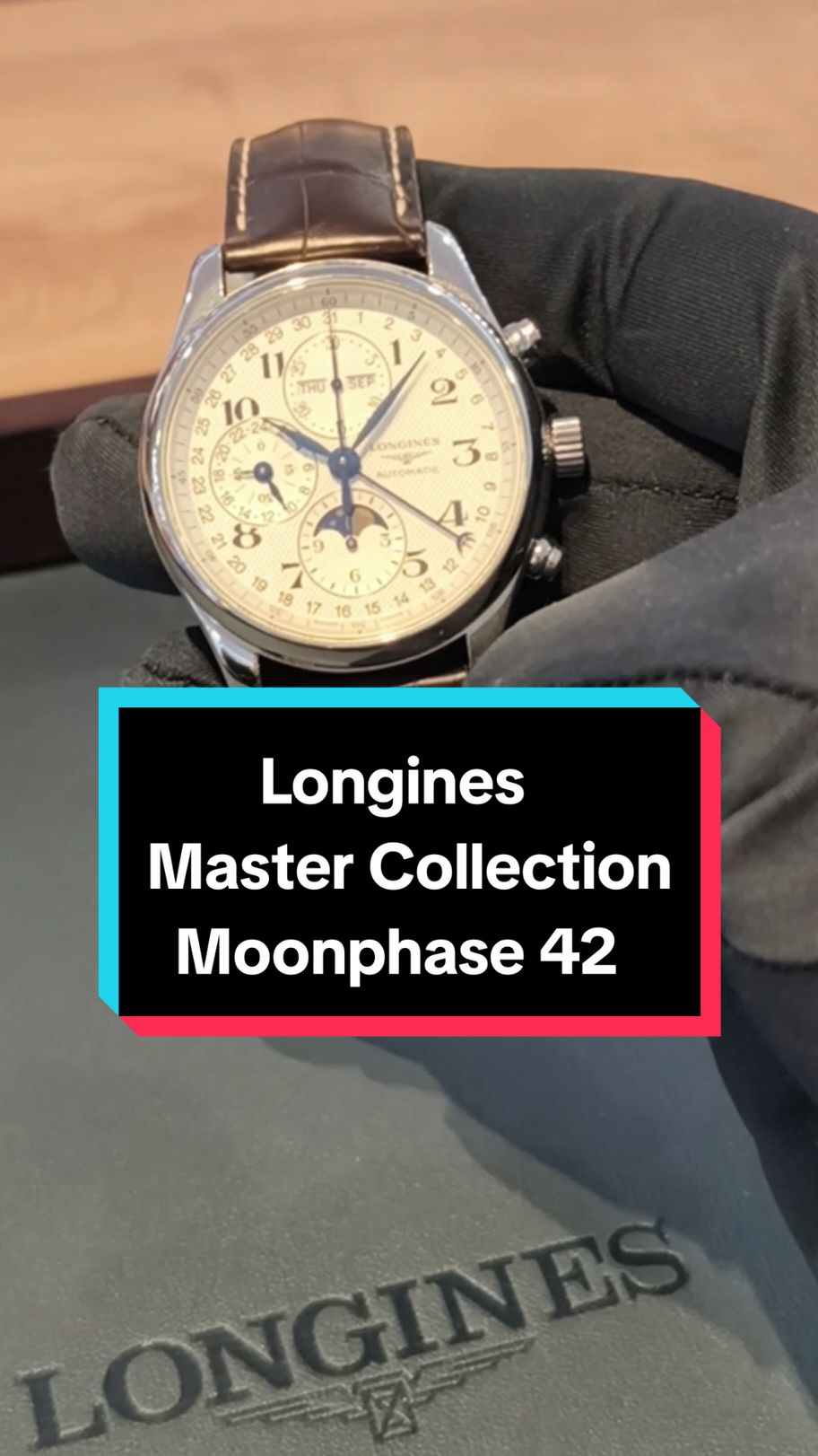 Válasz @progetto651 részére Longines Master Collection Moonphase 42 annual calendar kiadása holdfázissal és mechanikus kronográffal, egy 5 éves modellként a mostani listaár féléért. #órák #karóra #longines #mastercollection #holdfázis #kronográf #szeged 