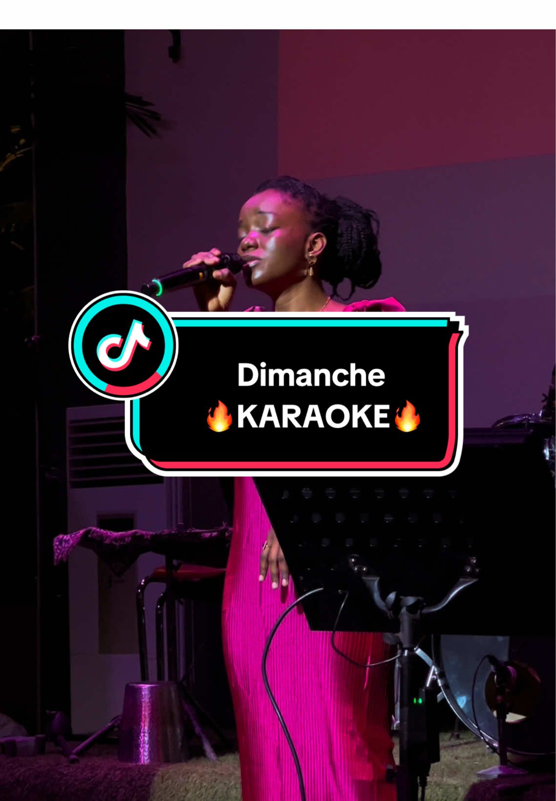 Dimanche c’est le Karaoké 😍… Micro libre 🎤 c’est vous la star aujourd’hui ❤️ #kirikourestaurantpub #Restaurantcotonou #therightplacetobe #karaoké #goodvibes #noel #soireelivemusic 