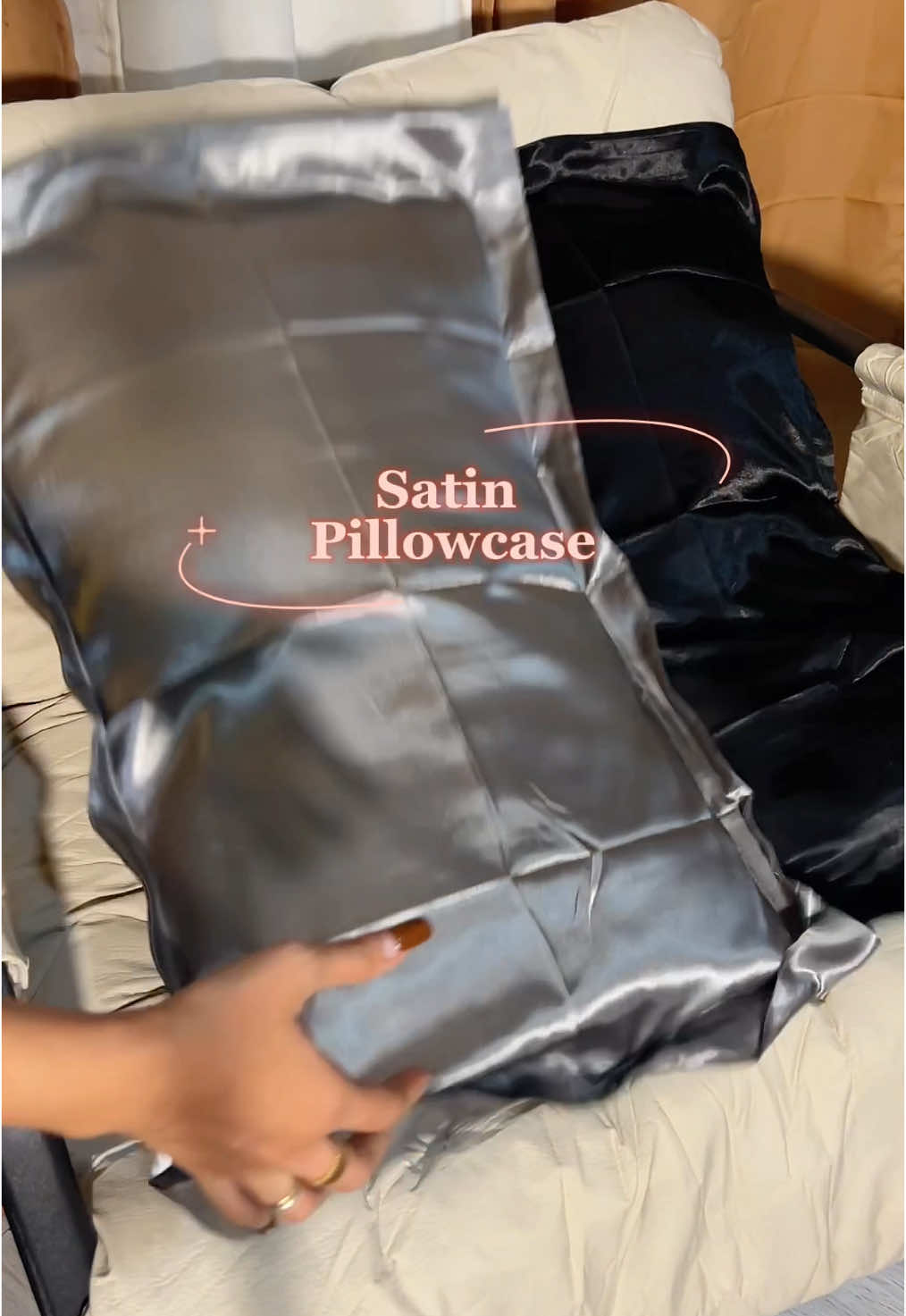 Replying to @rangeo palitan nyo na mga pillowcase nyo, try nyo tong satin pillowcase ✨ #pillowcase #pillowcover #silkpillowcase #satinpillowcase #silkpillowcover 