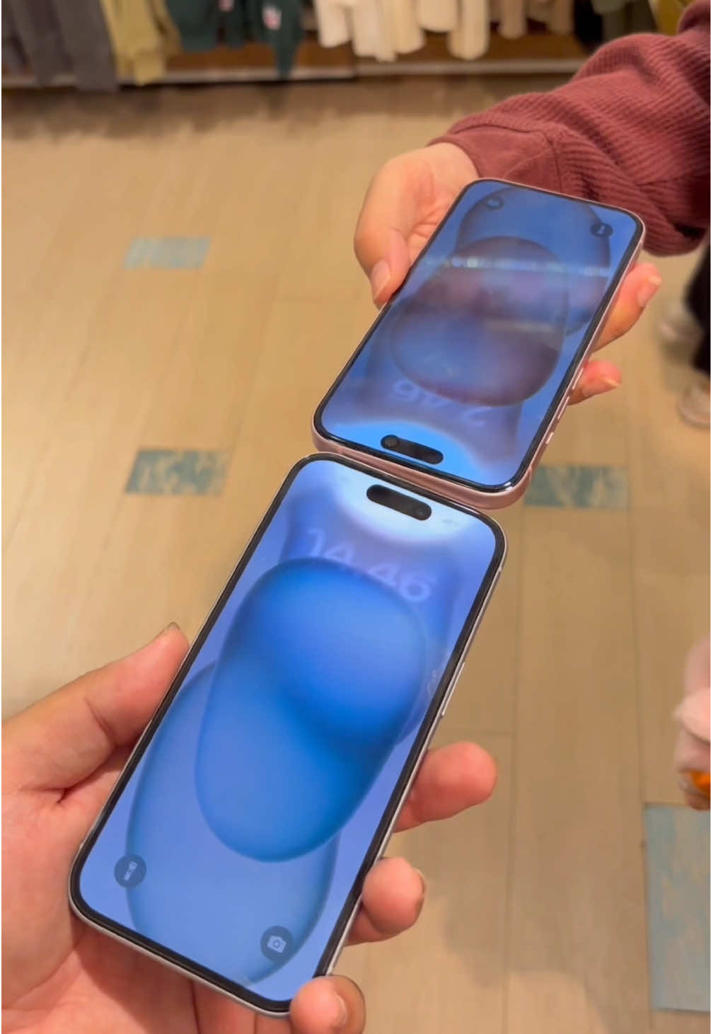 pink & blue 🎟️🐋 #iphone15