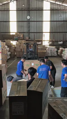 #loadingbarang #logistik #accesslogistik #logistikindonesia 