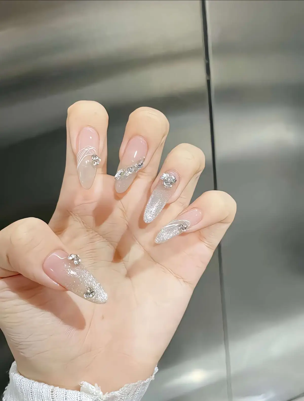 #douyin抖音 #hwadestudio #nailsartvideos #nailtutorial #nailkorea #nails #nailart #fypシ #naildouyin #nailtet 