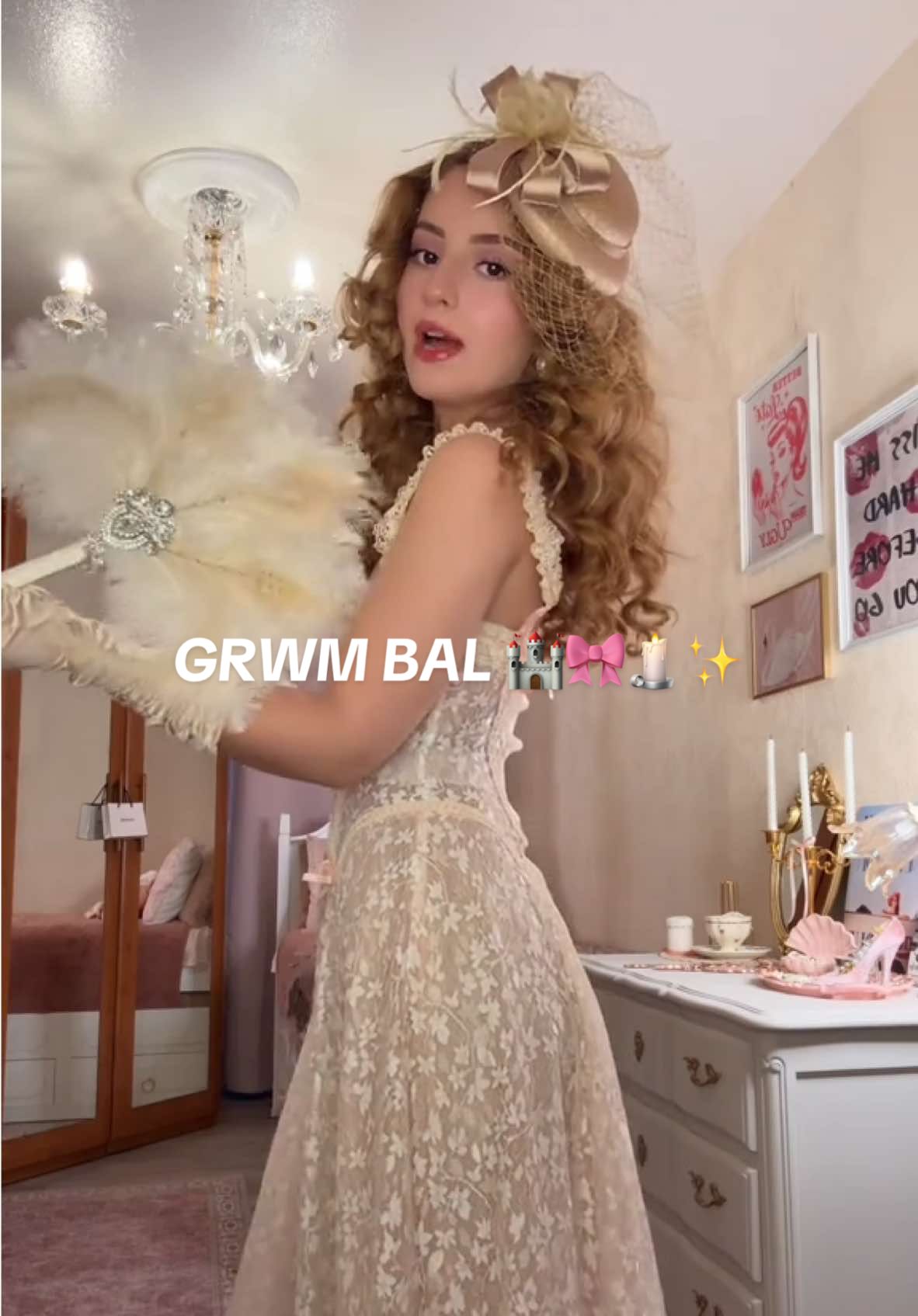 Mon look pour mon tout premier bal 🥹✨ c’est tellement vintage princess je suis fan  #bal #princess #vintage #fashion 