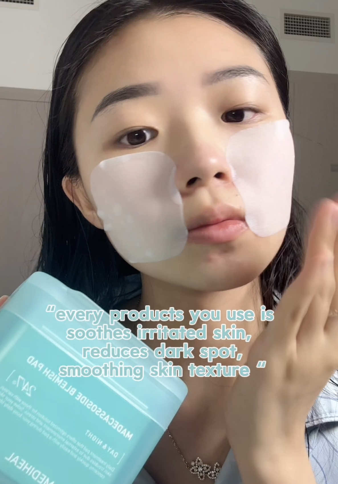 my fav @Mediheal Us @MEDIHEAL VIETNAM toner pas Mediheal Madecassoside Blemish Pad helps soothes irritated skin, reduce dark spots, smoothing skin texture Can get this on Yesstyle using my discount cod* : HKUONG0102  #mediheal #tonerpad #cicatonerpad #bluetonerpad #medihealtonerpad #koreanskincare #kbeauty #oliveyoung #yesstyle 