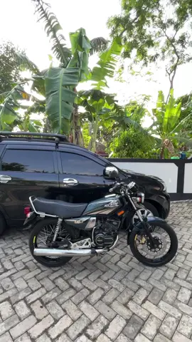 🥷🏻🥷🏻#mjb135cc #berandatiktok #rxking #byangkerok135 #rxkingcilacap #fyp #rxking2002 #2stroke #rxkingijobotol #2tak #berandamu #fypシ゚viral 