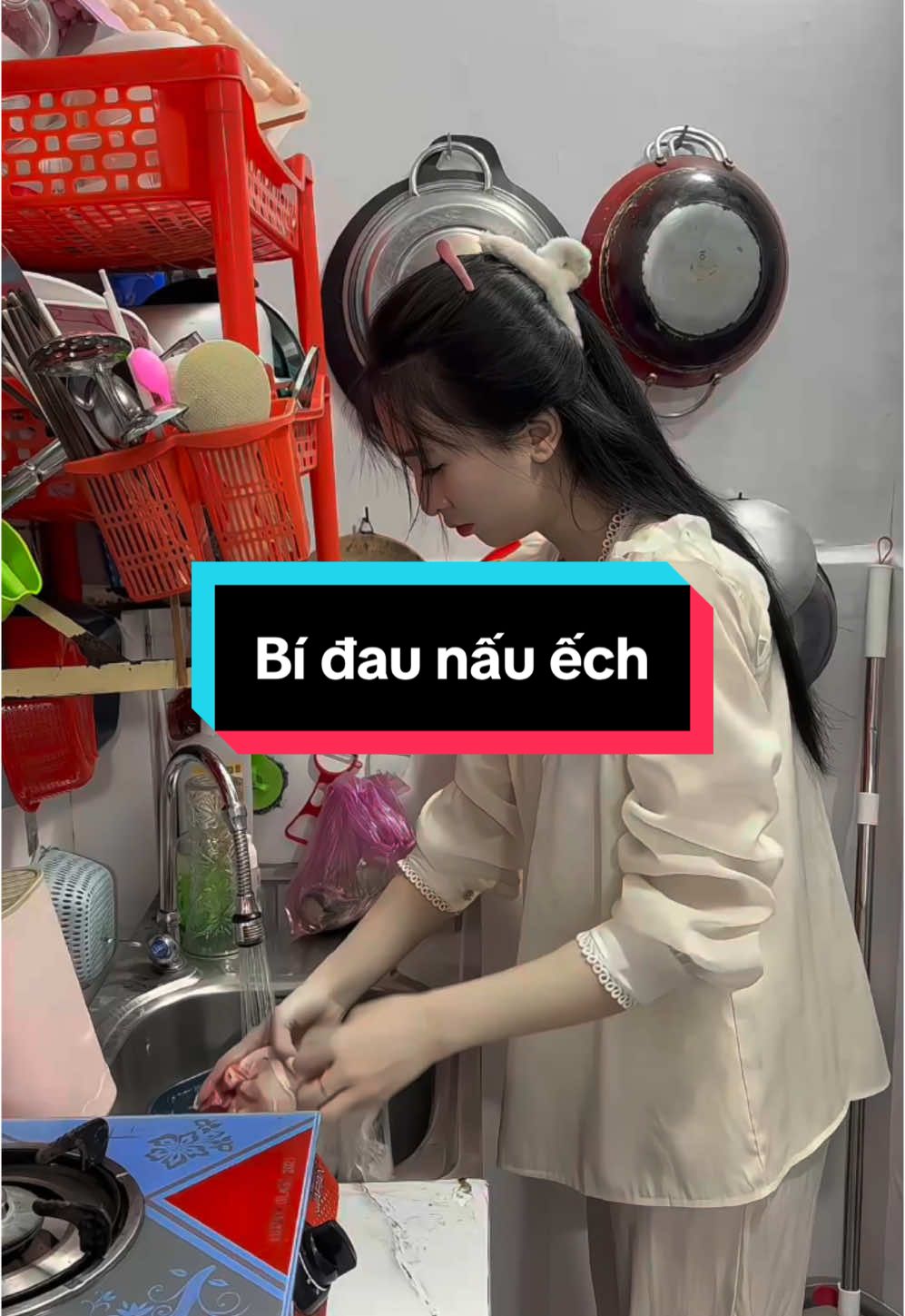 Cách tiết kiệm để có tiền ăn tết🥰🥰#xuhuongtiktok #cuocsongdocthan #vlognauan #betrangg 