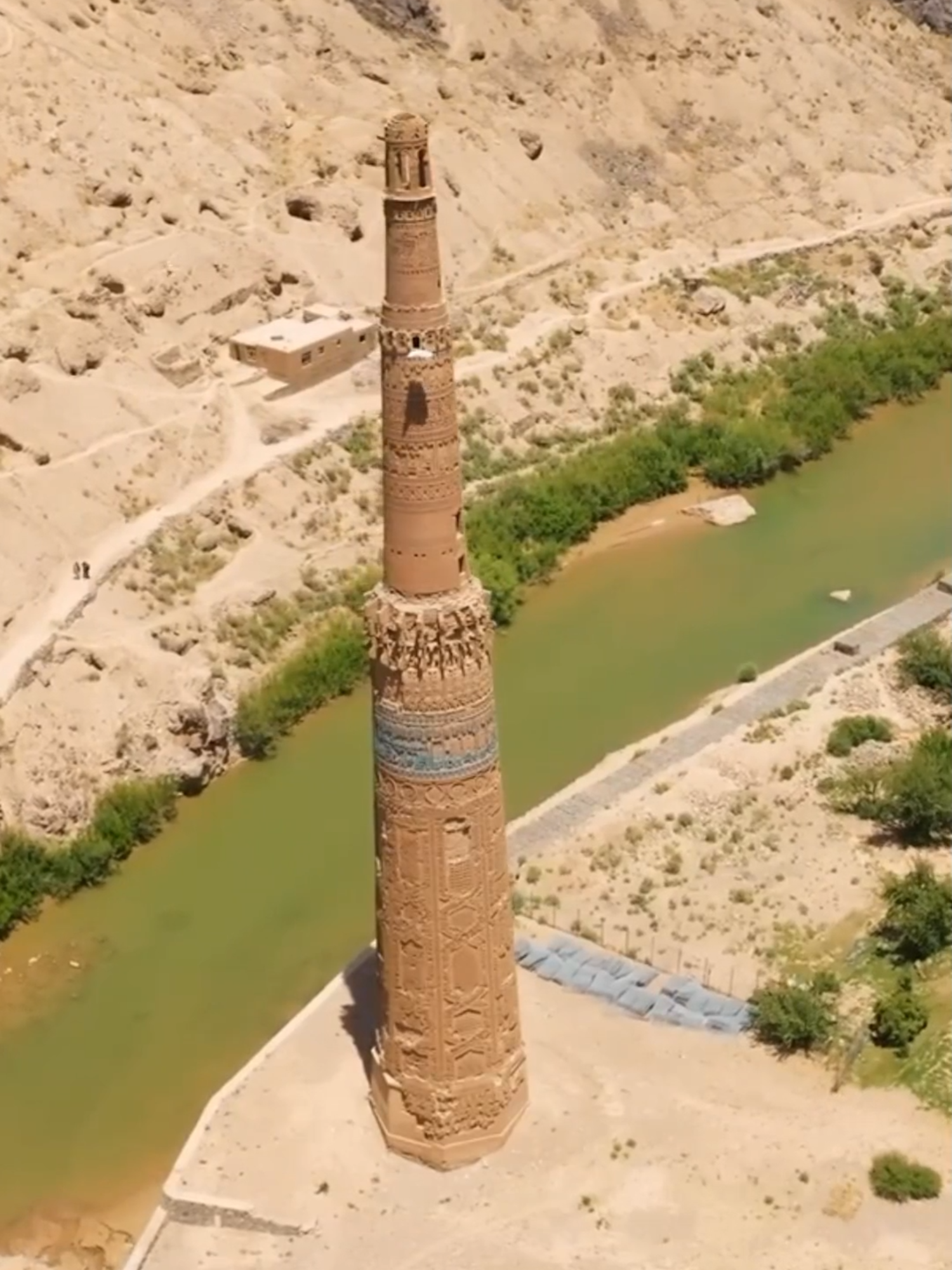 Minaret of Jam #afghanistan🖤❤️💚