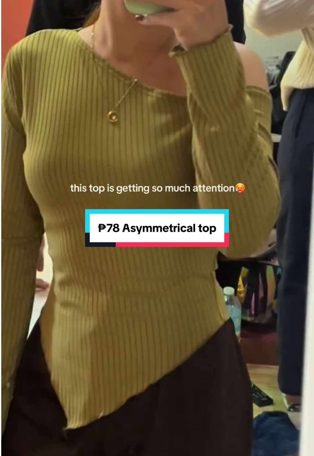 78 pesos asymmetrical longsleeve top tapos ang expensive tingnan 😩✨ May Buy1Take1 din pala siya 😍🫶🏻  #top #toprecommendation #toprecomendation #outfit #outfitideas #asymmetricaltop #trendingtop #sexyoutfit #fyp #fypage #fypage 