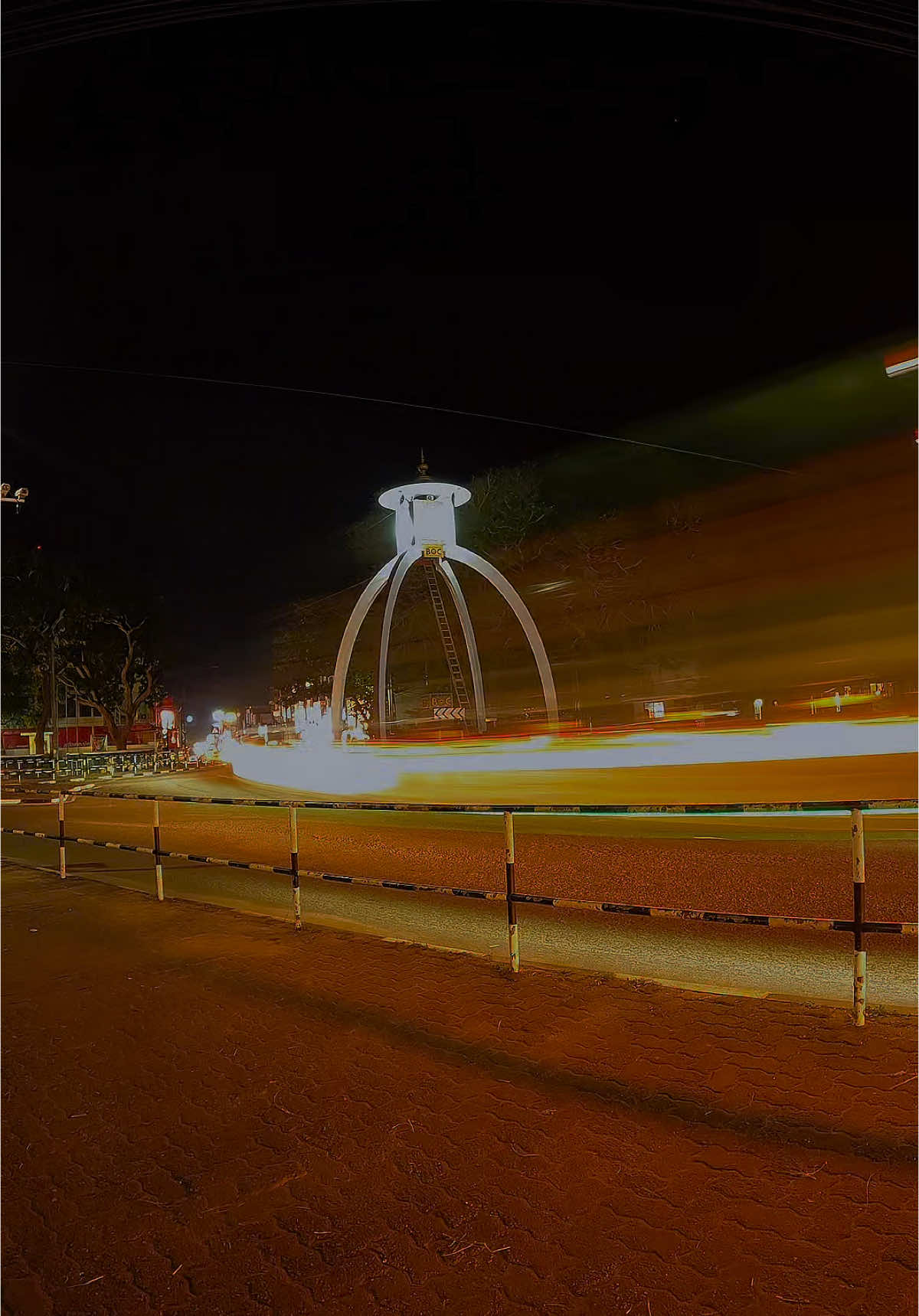 The iconic clock tower of Anuradhapura, a place filled with beautiful memories. 🥰 #foryou #foryourpage #srilanka #visitsrilanka #clocktower #anuradhapura #explore #travelbucketlist #exploreoutdoors  #NatureEscape #night #art #drflute #Pride #anuradhapura_sri_lanka🇱🇰 