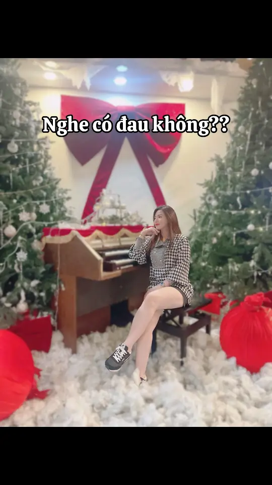 Người yêu mời tôi đến..