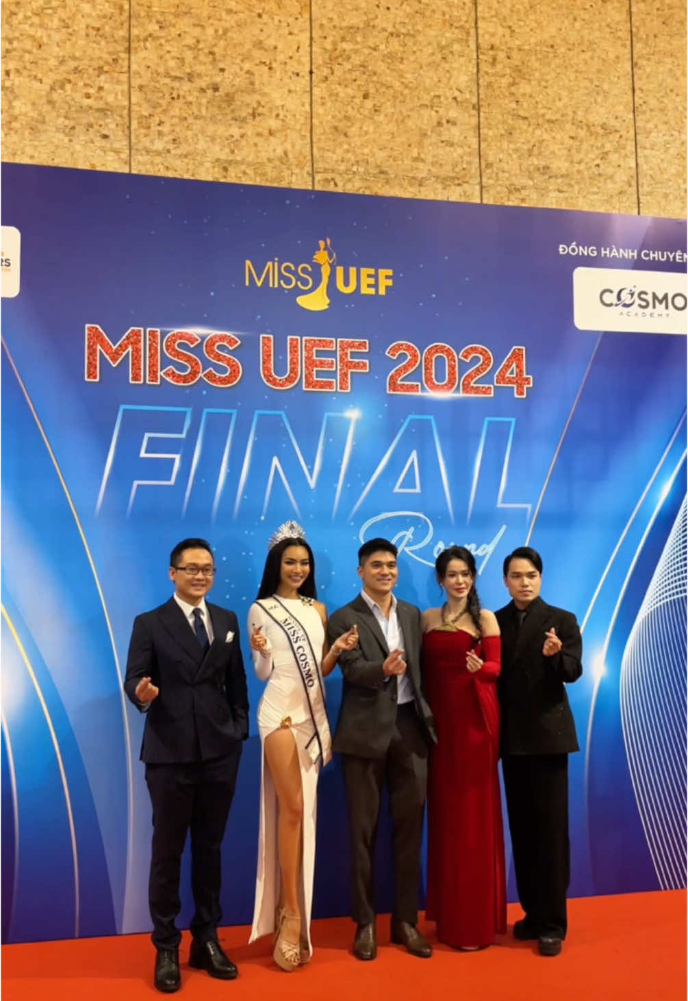 We are honored that our queen @finalemook had the opportunity to meet with the distinguished professors and administrators of the University of Economics and Finance for Miss UEF 2024.  Miss UEF 2024 aims to find the most beautiful student of the University of Economics and Finance. #MissCosmo #MookKarnruethaiTassabut #UniMedia #ImpactfulBeauty 