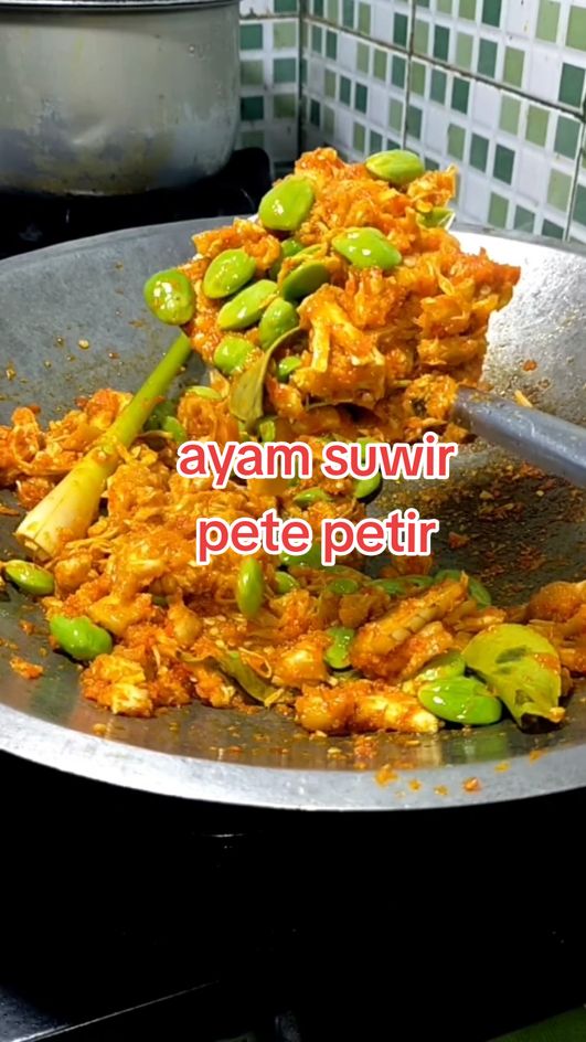 masak ayam suwir pete pedas enak banget #caramasak #masakanindonesia #kulinerindonesia #makanenak #fyp #foodviral #reseptiktok #masakanindonesia #menusederhana #vidioviral 